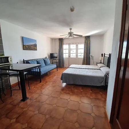 Pueblo Torviscas 3* Costa Adeje (Tenerife)