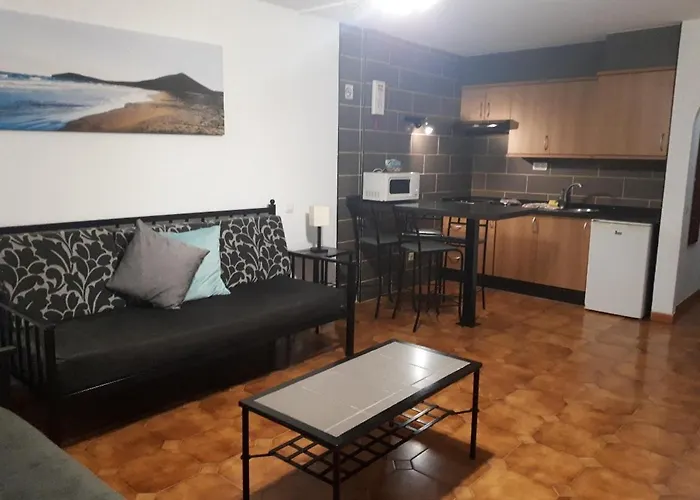 Pueblo Torviscas 3* Costa Adeje (Tenerife)