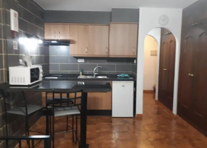 فندق Pueblo Torviscas 3*