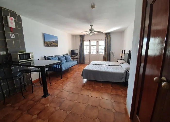 Pueblo Torviscas 3* Адехе